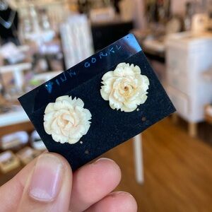 VTG Pink Coral Rose Earrings